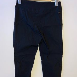 Chic black pants 👖